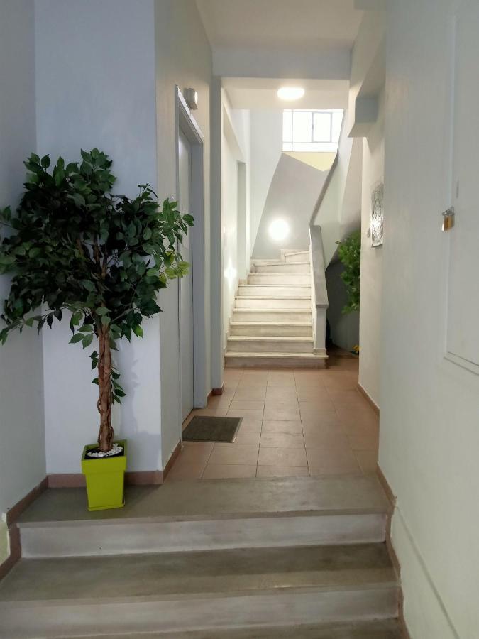 Koukaki-Acropolis Roomy With A Private Veranda Apt. Athens Exterior photo